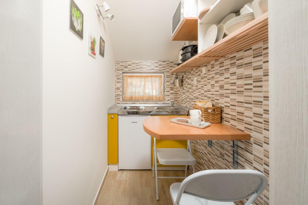 Apartments Kapo คาชเตลา ภายนอก รูปภาพ